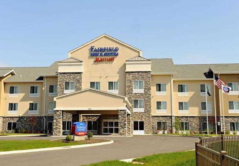 Fairfield Inn & Suites By Marriott Slippery Rock Екстер'єр фото