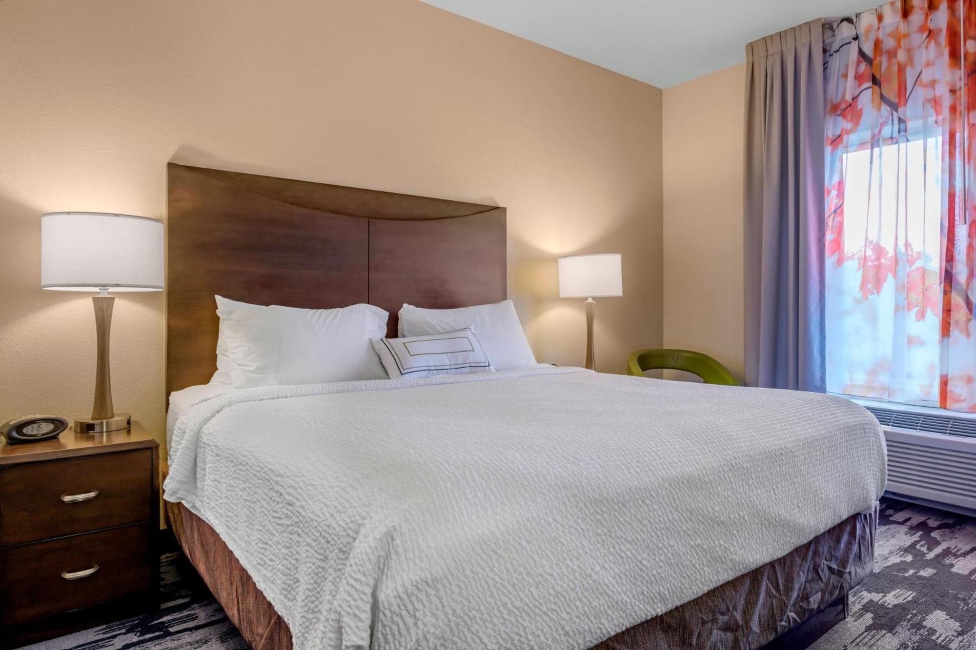 Fairfield Inn & Suites By Marriott Slippery Rock Екстер'єр фото