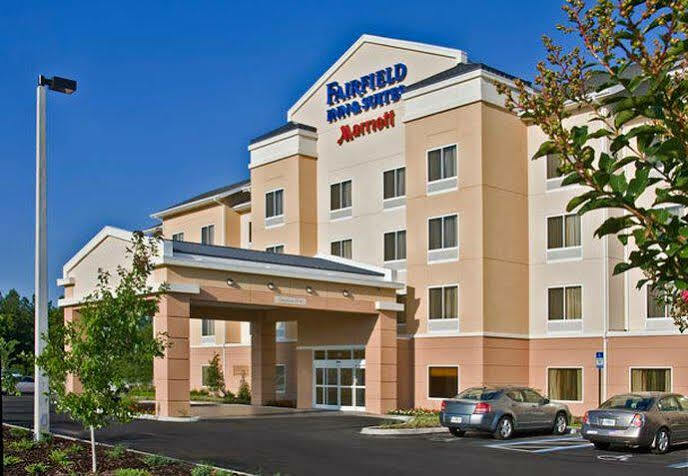 Fairfield Inn & Suites By Marriott Slippery Rock Екстер'єр фото